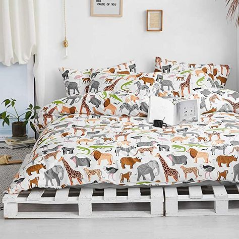 Amazon.com: BlueBlue Safari Kids Duvet Cover Set Twin, 100% Cotton Bedding for Boys Girls Teens Single Bed, Animal Lion Elephant Rhino Giraffe Zebra Pattern on White, 1 Comforter Cover 2 Pillowcase (Twin, Zoo) : Home & Kitchen Bedding For Boys, Safari Bedroom, Safari Kids, White Bed Set, Kids Duvet, Kids Duvet Cover, Boys Bedding, Soft Comforter, Duvet Covers Twin