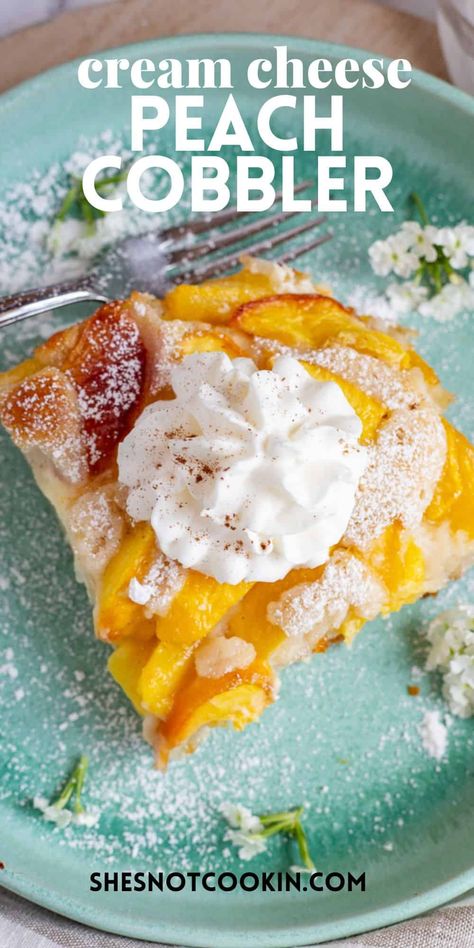 Cream cheese peach cobbler on light green plate with fork. Fresh Peach Dump Cake, Peach Cobbler With Bisquick, Peaches Cream Cheese, Easy Summer Dessert Recipes, Cobbler Recipes Easy, Fresh Peach Cobbler, Easy Peach Cobbler, Peach Dump Cake, Peach Dessert Recipes