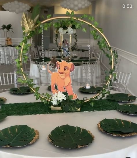 Birthday Party Ideas 1st And Bautizo, Simba Party Decorations, Lion King Center Piece Ideas, The Lion King Centerpieces, Lion King One Year Birthday, Simba And Nala Gender Reveal Ideas, Lion King Table Decorations, Simba Decorations Party Ideas, Lion King Centerpieces Baby Showers