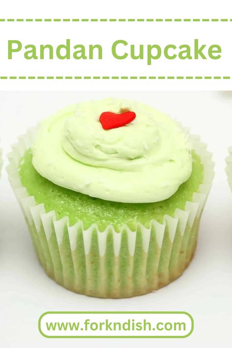 In this blog, I will share with you a Pandan Cupcake Recipe that is extremely delicious. Pandan Cupcakes Recipe, Pandan Cupcakes, Tropical Fruit Smoothie, Fluffy Cupcakes, Green Cupcakes, Dessert Platter, Filled Muffins, Cupcake Recipe, Cupcakes Recipe