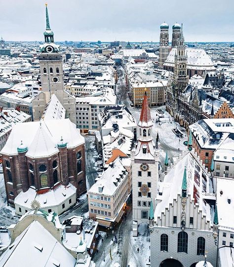 #winter #Munich #Germany. Photo @journey.tom Munich Travel, Visit Germany, Berlin City, Heart Of Europe, Voyage Europe, Cities In Europe, Wonderful Picture, Destination Voyage, Munich Germany