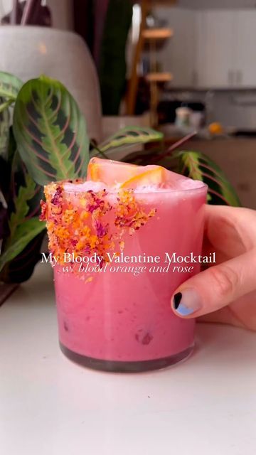 By buzzfeedtasty on Instagram Valentine Mocktail, Valentine Drinks, Mocktail Drinks, Drink Recipes Nonalcoholic, Refreshing Drinks Recipes, Boozy Drinks, Milk Shakes, Cocktail Drinks Recipes, Mocktail Recipe