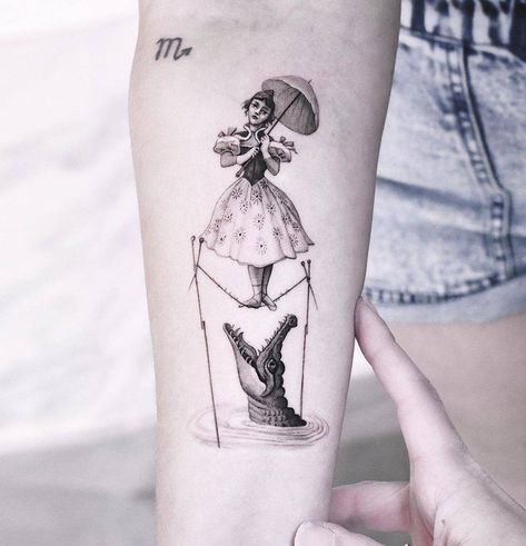 Micro-realism tattoo by Edit Paints The Haunted Mansion Tattoo, Haunted Mansion Tattoo Ideas, Spooky Disney Tattoo, Haunted Mansion Tattoos, Disney Haunted Mansion Tattoo, Haunting Tattoo, Disney Tattoo Sleeves For Women, Disney Sleeve Tattoo, Haunted Tattoo