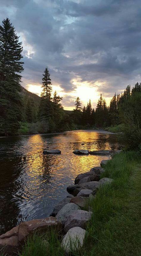 Ahhh...summer A summer sunset on the Conejos River. Photo by TimLorrie Sjoberg‎. Nature Photography River, Pretty Forest Pictures, Beautiful Rivers Photography, Sunset River Aesthetic, Aesthetic Views Nature, Peaceful Photos Nature, Forest Travel Aesthetic, Calm River Aesthetic, River Landscape Photography