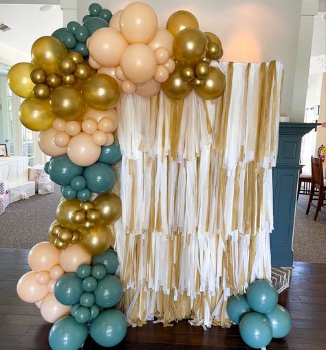 Fringe Backdrop With Balloons, White Fringe Backdrop, Balloon Arch Stand, Gold Balloon Garland, Balloon Walls, Backdrop Balloon, Balloon Background, Fringe Backdrops, Yellow Balloons