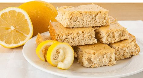 Jamie Eason's Lemon Protein Bars Lemon Protein, Low Carb Protein Bars, Best Protein Bars, Jamie Eason, Fit Recipes, Protein Bars Homemade, Protein Bar Recipes, Low Carb Protein, Protein Treats