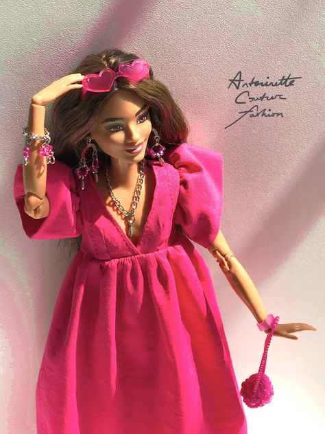 Hippie Styles, Bishop Sleeve Blouse, Barbie Dress Pattern, Barbie Sewing, Made To Move Barbie, Barbie Basics, Barbie Sewing Patterns, Barbie Fashionista Dolls, Crochet Doll Dress