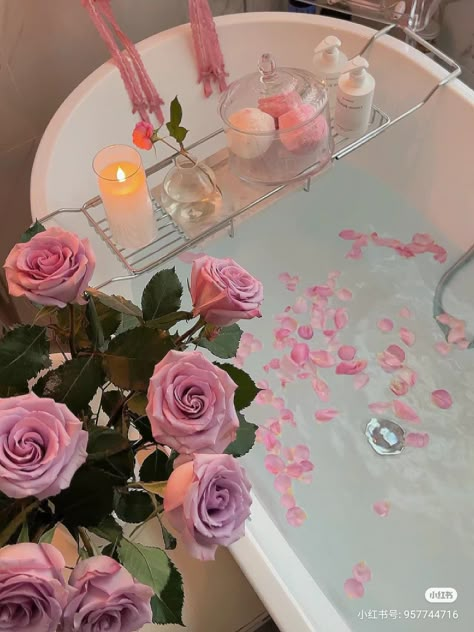 Flower Bath Aesthetic, Madeline Core, Pink Spiritual, Self Care Board, Aesthetic Bath, Bath Aesthetic, Craft Work For Kids, Beauty Space, Pink Baths