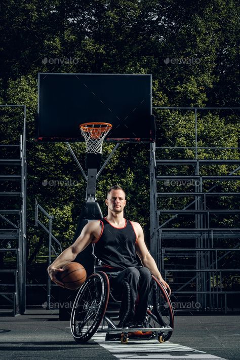 Basketball Ground, Wheelchair Basketball, Basketball Aesthetic, Serve Others, Some Gave All, Basketball Photography, Sports Photos, Basketball Player, Photography Portrait