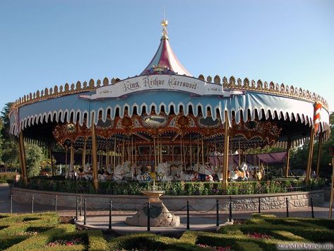 Disneyland Carousel, Disney Carousel, Disney King, Theme Parks Rides, World Of Tomorrow, All The Pretty Horses, White Horses, King Arthur, Happiest Place On Earth