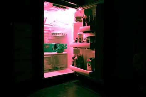 The RV refrigerator can be a hot button issue. So, we've compiled this guide to help you keep your camper refrigerator cool and running! Dorm Snacks, Rv Refrigerator, Best Refrigerator, Eating At Night, Ice Cold Drink, Best Meat, Mini Fridge, Frozen Food, Contemporary Kitchen