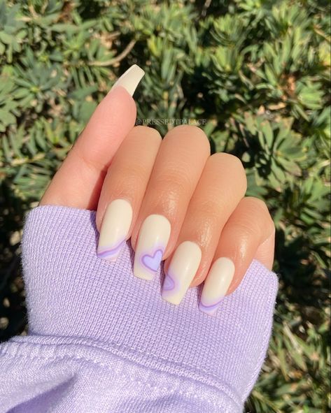 Lilac/Purple Heart Nails #pressonnails #lilac #trendy #nailart #nailaesthetic #nudenails Purple Nails White Heart, Purple Lilac Nails, Purple Hearts Nails, Purple Nails Heart, Short Lilac Nails, White And Purple Nails, Purple Heart Nails, Lilac Nails Design, Grad Nails