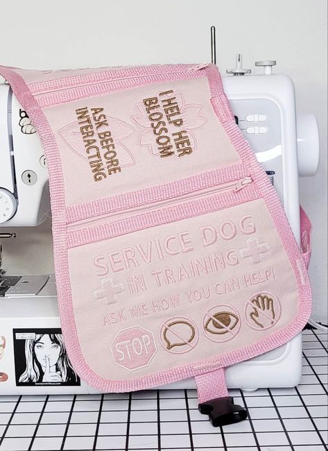 Emotional Support Dog Vest, Service Dog Gear, Service Dog In Training, Disabled Fashion, Cute Dog Harness, Psychiatric Service Dog, Service Dog Patches, Cat Stroller, Service Dogs Gear