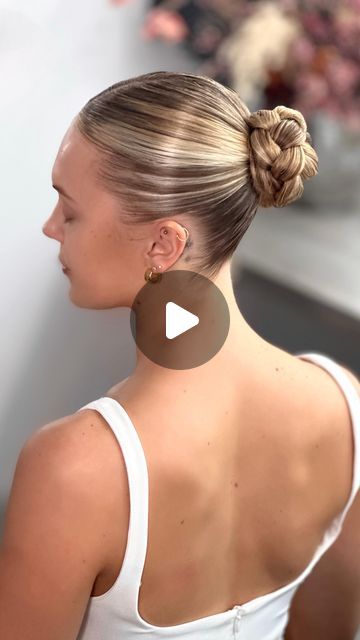 Sleek Mid Bun Wedding Hair, Medium High Bun Wedding Hair, Mid Bridal Bun, Mid Bun Updo, Mid Hair Bun, Mid Bun Hairstyles Wedding, Bridal Bun Updo, Wedding Bun High, Bridal Mid Bun