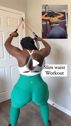 Lauren on Instagram: "DYK that working out back could actually make your waist look smaller? 🙀  Building and toning your back can change the way your body looks.  Having lean muscle in your back will also help create illusions such as a smaller waist.  4️⃣ sets of 1️⃣2️⃣ for each 💪🏾 Also, make sure to stay tuned to the end of the video so you can cop the resistance band that I’m using 😊 #sharingiscaring #wedontgatekeep  #Fitnessmotivation #resistanceband #blackgirlfitness #homeworkout" God Energy, Back And Bicep Workout, Belly Fat Burner Workout, Arm Workout With Bands, Love Handle Workout, Tummy Workout, Body Challenge, Smaller Waist, Plus Size Workout