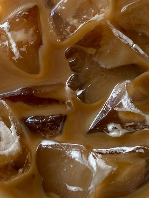 Ice caramel macchiato closeup Iced Coffee Close Up, Iced Caramel Macchiato Aesthetic, Caramel Macchiato Aesthetic, Caramel Aesthetic, Coffee Shots, Ice Caramel Macchiato, Inspo Pictures, Coffee Shot, Hits Different