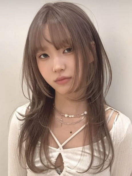 Korean hime haircut: jellyfish style Hime Cut No Bangs, Hush Haircut, Hime Haircut, Hush Cut, Shaggy Haircut, Perm Hairstyles, Hime Cut, No Bangs, Straight Black Hair