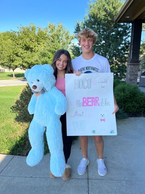 Cute Hocoposals, Hoco Proposals Ideas Stuffed Animals, Prom Proposals For Him, Homecoming Bored Ideas, Cute Home Coming Proposals, Ideas For Hoco Proposal, Barbie Hoco Sign, I Couldnt Bear Hoco Without You, Good Homecoming Proposals