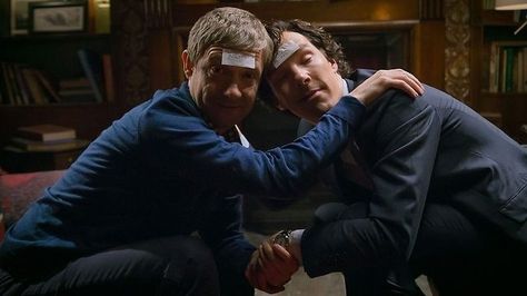 Sherlock and Watson at the bachelor party.  This was the best scene ever!! :'D Drunk Sherlock, Sherlock Season 4, Sherlock Season 3, John Lock, Sherlock Series, Mycroft Holmes, Tatiana Maslany, Jim Moriarty, Mrs Hudson