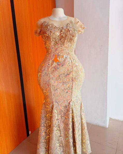 A six pieces gown style,#asobistyle Six Pieces Gown, Lace Gown Style, Lace Dress Classy, African Bridesmaid Dresses, Lace Gown Styles, Gown Style, Gown Styles, Dress Classy, Aso Ebi