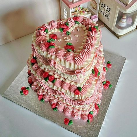 Misa’s Patisserie on Instagram: "Two tiered heart — 6 + 8 💗🎂 Inspired by Marie Antoinette, the queen of fashion 👸🏼 Lots of frills, bows and some little flowers 🌺 which show how her dress looks like (I also put this cake’s sketch on my story highlight 🥰) A big THANKS to Kate for this opportunity ❤️🥰 Link in bio 💕 #cake #cakedecorating #cakesofinstagram #cakedesign #cakeart #cakedecoration #cakeideas #cakeinspiration #cakegram #instacake #cakeoftheday #birthdaycake #instacakes #cakestagram Two Tier Cake Ideas Birthdays, Maximalist Heart Cake, Heart Cake Two Tier, Heart Layered Cake, Two Tier Vintage Heart Cake, Big Cake Aesthetic, Marie Antoinette Birthday Cake, Two Tiered Heart Cake, Heart Shaped Tiered Cake