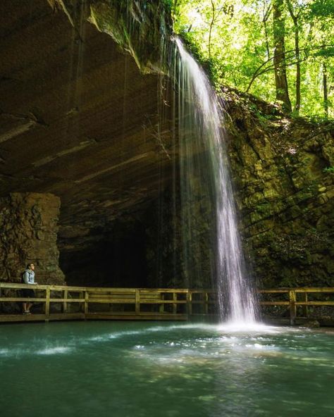 7 Secret Georgia State Parks for Fall Color | Official Georgia Tourism & Travel Website | Explore Georgia.org Sweetwater Creek State Park, Georgia Getaways, Georgia Travel Guide, Gainesville Georgia, Hiking In Georgia, Georgia State Parks, Blue Ridge Georgia, Georgia Vacation, Fall Vacations