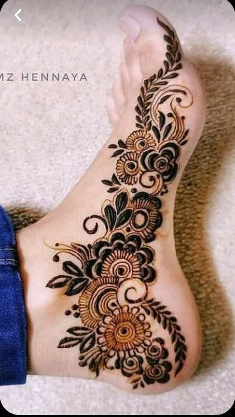 Leg Henna Designs, Kashee's Mehndi Designs, Feet Mehndi, Henna Flower Designs, Tato Henna, Leg Mehndi, Foot Henna, Mehndi Designs Bridal Hands, Legs Mehndi Design