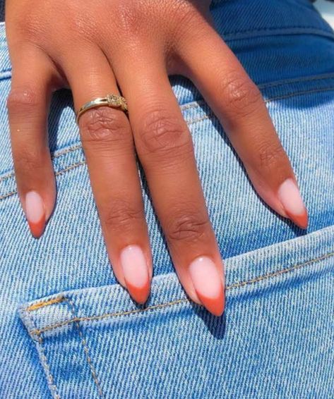 5 of the Best Nail Art Trends to Try For Your Fall Wedding Almond Nails French, Nails Orange, Coral Nails, Subtle Nails, Almond Shape Nails, Work Nails, French Tip Acrylic Nails, Almond Nails Designs, Almond Acrylic Nails