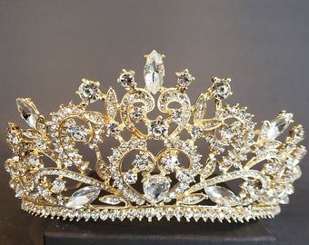 Charro Quince Crown, Xv Crowns Gold, Cream And Gold Quinceanera Theme, Yellow Quinceanera Crown, Big Gold Crown, White And Gold Quinceanera Crown, Gold Quince Crowns Big, White Gold Quinceanera Theme, Beauty And The Beast Quinceanera Crown