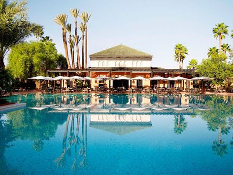 Piscine Hôtel Mamounia La Mamounia Hotel, La Mamounia Marrakech, Best Romantic Getaways, La Mamounia, Marrakech Morocco, Most Luxurious Hotels, Hotel Pool, Top Hotels, Romantic Getaways