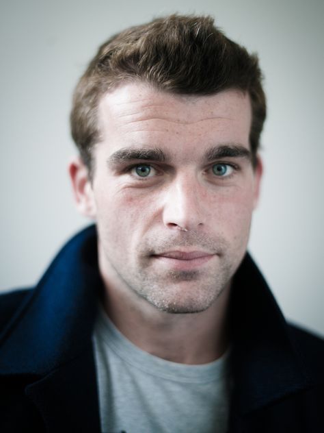 Stanley Weber Stanley Weber, Mylene Farmer, Ideal Man, Karen Gillan, Body Picture, Male Photography, Male Poses, Rare Photos, Male Face