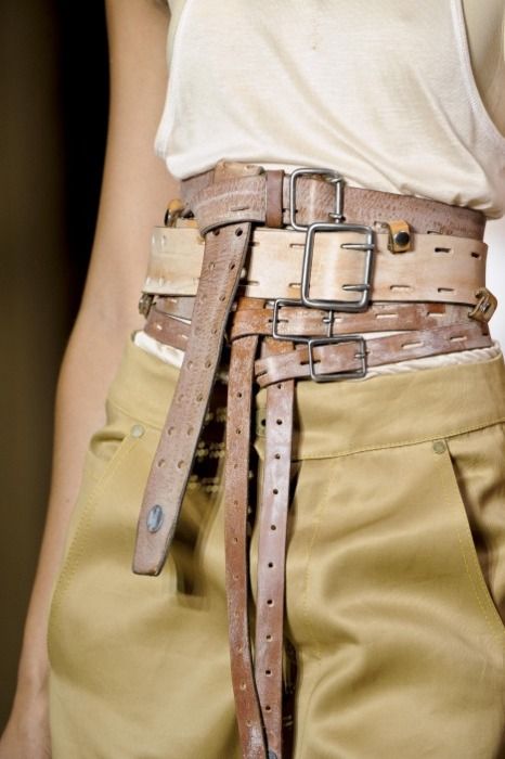 lots of belts..... Glamorous Chic Life, Wide Belt, Corsets, Fashion Details, Costume Design, Leather Fashion, Fedora, A Man, Style Me