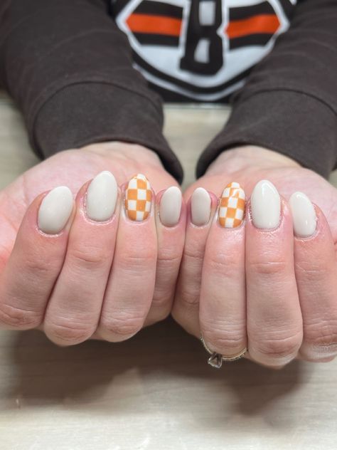 Cream Checkered Nails, Checkered Accent Nails, Orange And White Checkerboard Nails, Nail Designs Checkered, Checker Board Nails, Orange Checkered Nails, Cute Checkered Nails, Checkered Print Nails, Checkered Fall Nails