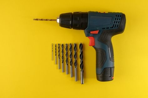 Dewalt Drill, Cordless Hammer Drill, Machine Photo, Drilling Tools, Drill Machine, Electric Screwdriver, Drilling Machine, Garage Tools, February 2023