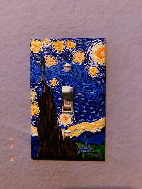 Light Switch Cover Painting Ideas, Light Switch Painting Ideas Aesthetic, Lightswitch Painting, Outlet Painting Ideas Easy, Light Switch Painting Ideas, Painted Outlet Covers, Lightswitch Ideas Painting, Light Switch Covers Diy Paint, Door Painting Ideas Bedroom Aesthetic