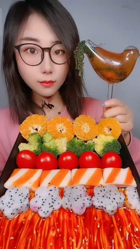 Platter Food, When To Eat, Milka Chocolate, Eating Videos, Asian Dessert Recipes, Chef Cats, Satisfying Eats, Asian Dessert, Violet Evergarden Anime