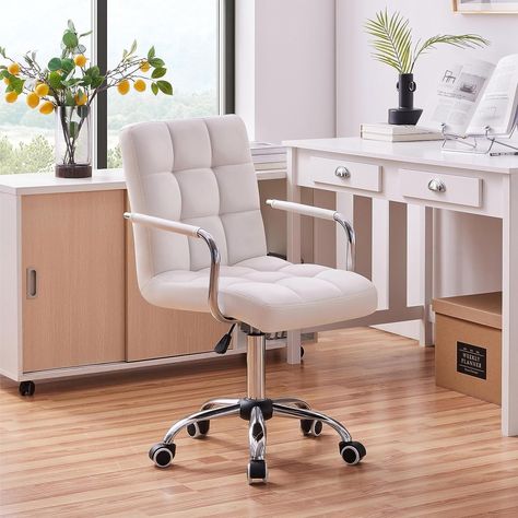 goodhousemag Office Chair Aesthetic, White Desk Chairs, Chairs With Wheels, Stylish Office Chairs, White Office Chair, Best Office Chair, White Desk, White Office, Desk Chairs