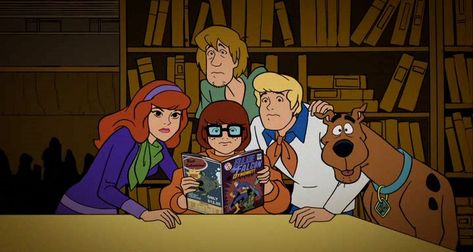 Blue Falcon, Scooby Doo Pictures, Scooby Doo Mystery Inc, Scooby Doo Images, Scooby Doo Mystery Incorporated, Animated Movies For Kids, Scooby Doo Mystery, Daphne Blake, Hanna Barbera