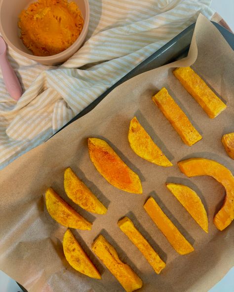 How to Prepare Butternut Squash for Baby Butternut Squash For Babies, Butternut Squash For Baby, Preparing Butternut Squash, Butternut Squash Baby Food, Cook Butternut Squash, Pumpkin Yogurt, Butternut Squash Puree, Baby Guide, Squash Puree