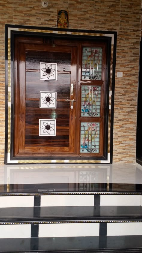 Portico Floor Tiles Design, Main Door Side Wall Design, Portico Tiles Design Indian, Tails Flooring Design Hall, Main Door Entrance Wall Tiles, Granite Door Frame Design India, Main Door Wall Tiles Design, Tails Flooring Design, Modern Steel Gate Design