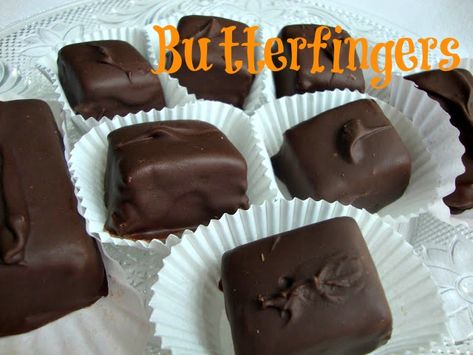 Meltaway Mints, Mint Meltaways Recipe, Frango Mints, Butterfinger Recipes, Mint Meltaways, Homemade Butterfingers, Butterfinger Candy, Dark Chocolate Candy, Caramel Fudge