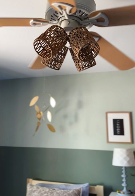 Learn budget friendly tips to update an old Ceiling Fan in your home!  From ceiling fan lights upgrades to replacing your fan blades, there are lots of ways to improve the look of your fan with minimal effort and cost.  Delineate Your Dwelling Modernize Ceiling Fan, Circle Fan Decorations Diy, Ceiling Fan Lamp Shade, Update Ceiling Fan Light Covers, Diy Ceiling Fan Light Cover Ideas, Update Old Ceiling Fan, Paint Ceiling Fan Blades, Ceiling Fan Redo, Old Ceiling Fan