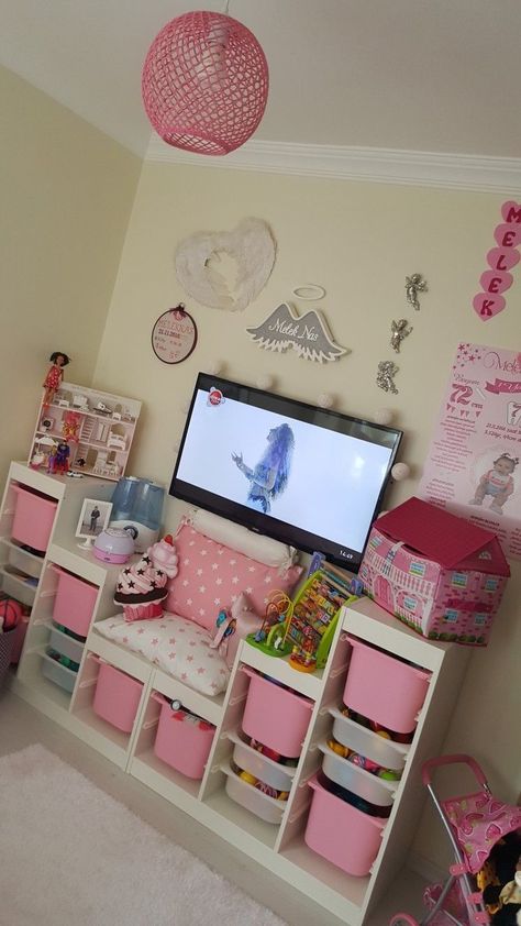 Simple Kids Room Ideas, Toddler Girls Bedroom Ideas, Baby Zimmer Ikea, Toy Cabinet, Girls Room Diy, Shared Girls Room, Diy Girls Bedroom, Toddler Girl Room