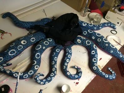 Baby Octopus Costume, Diy Octopus, Sea Witch Costume, Snorkel Gear, Zero Budget, Octopus Costume, Baby Octopus, Homemade Costume, Diy Costumes Kids