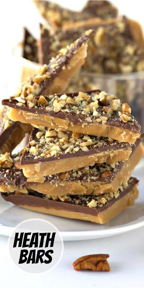 Heath Bar Recipes, Heath Candy, Candy Bar Recipe, Almonds Recipe, Heath Bar, Toffee Recipe, Heath Bars, Candy Recipe, Candy Recipes Homemade