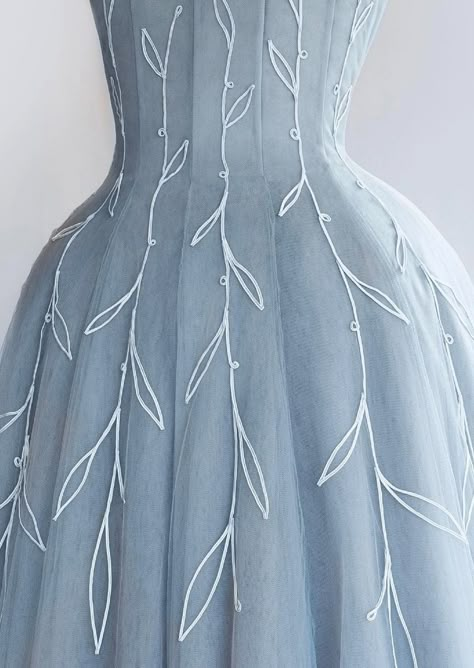 Leaves Dress, Tulle Skirts Outfit, T Shirt Sewing Pattern, Long Gowns, Blue Wedding Dresses, Sequence Work, فستان سهرة, Stylish Dress Designs, Woven Dress