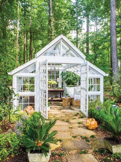 Glass garden house Glass Garden House, Glass House Garden, Ethereal Garden, Greenhouse Shed, Backyard Greenhouse, Small Greenhouse, Greenhouse Plans, Garden Greenhouse, Greenhouse Gardening