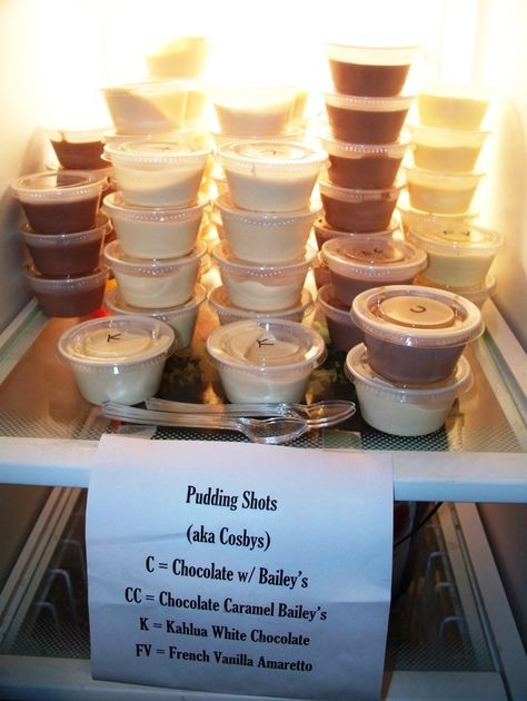 Pudding Shots ~ 1 small box of INSTANT Chocolate Pudding, 3/4 C Milk (skim works fine), 1/4 C Vodka, 1/2 C Bailey's Irish Cream, 8 oz Extra Creamy Cool Whip Hit Chocolate, Pudding Shot Recipes, Jello Pudding Shots, Pudding Shots, Party Hostess, Shot Recipes, Jello Shots, Think Food, Snacks Für Party