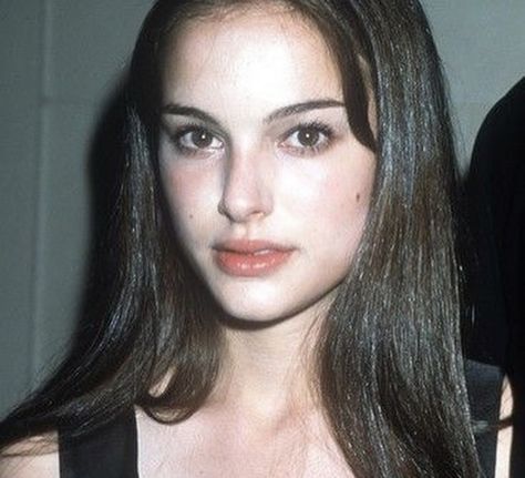 Emmanuelle Vaugier, Sherilyn Fenn, Irina Shayk, Natalie Portman, Adriana Lima, Jessica Alba, Iconic Women, Fav Celebs, Dark Hair