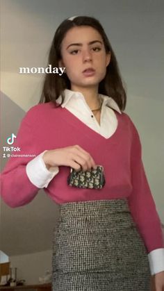 Boarding School Outfits, Aesthetic Boarding School, Chanel Lily Rose Depp, Academia Fashion Aesthetic, School Outfits Vintage, Old School Preppy, Fits Preppy, Vintage Fashion Aesthetic, Boarding School Aesthetic